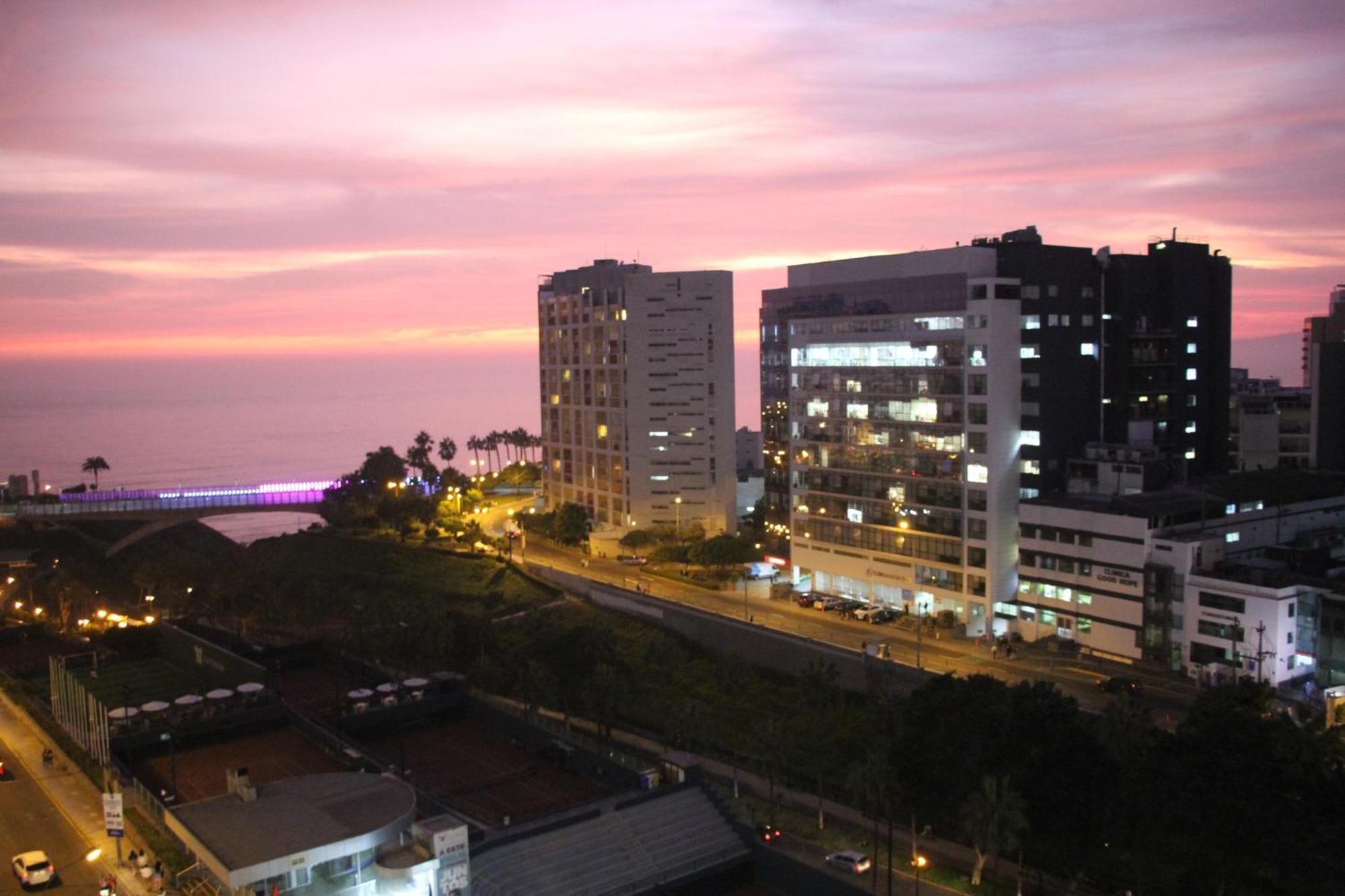 The Guest House 1 At The Booming Center Of Miraflores, Lima - Peru מראה חיצוני תמונה
